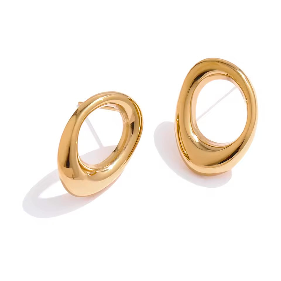 Oval Frame Earrings